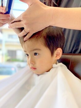リタヘアデザイン(RITA HAIR DESIGN)の写真/【春日】ベビーカーも入れる広々とした店内★２席のみの落ち着いた空間で、ゆったりとくつろぎtimeを◎