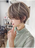 30代40代50代ショートカットショートヘア。束感ショート前髪あり