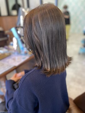 ハグヴィアン(HUG BIEN) やわらかアッシュ