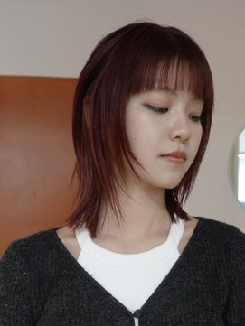 ユルク トウキョウ(jurk tokyo) 大人気！派手すぎない肌に馴染む赤カラー