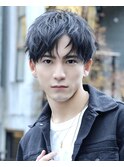 スーツ短髪ツーブロック束感モテる黒髪シークレットパーマ流行