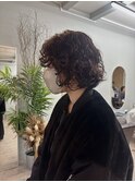 マッシュボブくるくるパーマ