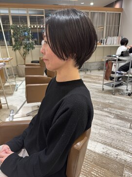 サーカス バイ ビュートリアム 青山(CIRCUS by BEAUTRIUM) 丸みショートボブ 前髪あり 小顔 30代40代50代 表参道