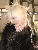 オーン 渋谷(OOn) ホワイトブロンド