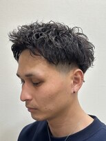 リッツ(RITZ)&nbsp;ルーズショートパーマ×テーパーフェード