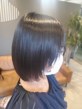 ジールヘアー(GIIL HAIR) ショートボブ