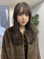 ロマリア(Lomalia)&nbsp;イメチェン/グレージュ/オリーブ/前髪/表参道/原宿