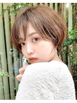 セブンベルベット(7 Velvet) ショート×パーマ風スタイリング【園冬稀】