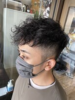 ドルクス 日本橋(Dorcus) 東京barber日本橋刈り上げツイストスパイラルパーマスタイル！
