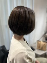 ツムグ 代官山店(TUMUGU)&nbsp;30代40代50代大人可愛い脱白髪染めハイライト黒髪透明感ショート