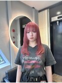 ピンクカラーレイヤーカット