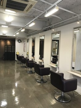 リファインヴェール めじろ台店の写真/幅広い年齢層から支持◎丁寧なカウンセリングで,お客様のなりたいをカタチに[めじろ台駅/めじろ台/学割U24]
