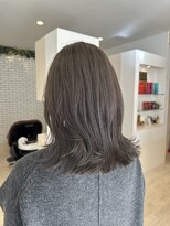 アドラーブル はなみずき店(adorable)&nbsp;大人可愛い美人透明感グレーカラーアッシュカラー