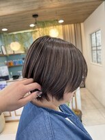 アースオーセンティック 大分下郡店(EARTH Authentic) 白髪ぼかしナチュラルハイライト×ショート