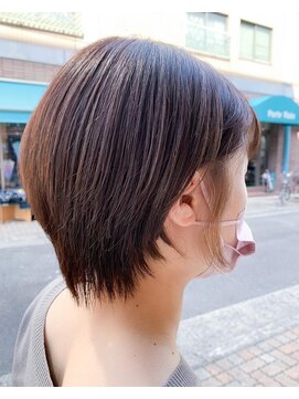 ヘアーラボ ハチ(HAIR LABO HACHI) ショートイヤリングカラー