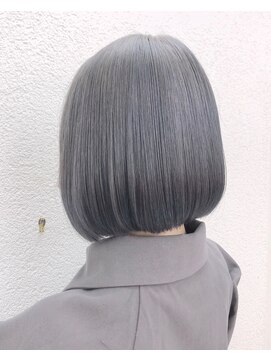 グラフ 銀座(GRAFF) シルバーグレーカラー
