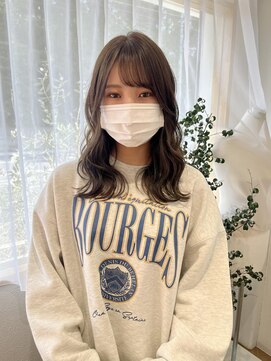 メルク(merc.) 【薄めのマットベージュ】