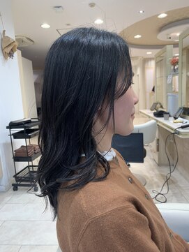 アッシュ 仙川店(Ash) 40mmのコテで韓国風巻きレイヤースタイル