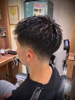 フォーコーナーズ(Four Corners)&nbsp;フェードカット