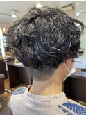 刈り上げパーマ