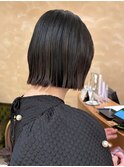 ★切りっぱなしボブ 外ハネ 前髪ありボブ 縮毛矯正 黒髪 銀座