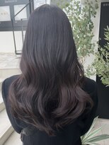 ユニ 表参道(uni)&nbsp;韓国風カットでたぷっとレイヤー　セミロング