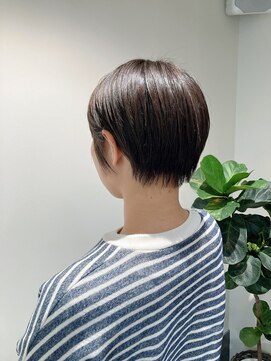 エーカラ(a_kara) 【a_kara/エーカラ】*コンパクトショート×カーキベージュ*