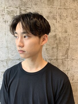 アングゥ ウル(ungu ul) メンズヘア/メンズパーマ/センターパート