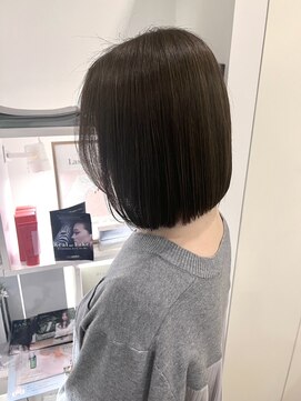 ビフィーノ ソラーレ 夙川店(bifino solare) ミディアムスタイル