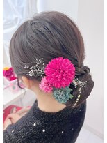 アマレット 東京駅八重洲店(amaretto)&nbsp;綺麗め低めシニヨンスタイル