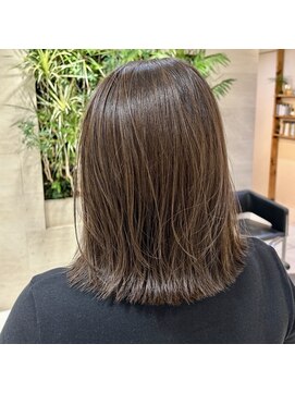 ラック 由比ヶ浜(LUCK) ロングボブ×ハイライト