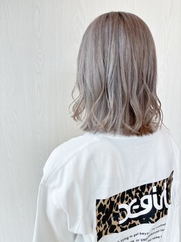 美容室 アクイール グラッセ(Accueillir grace)の写真/SNSでも話題のデザインカラー☆あなたの魅力をぐっと引き出してくれる。理想の色味◎