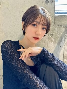 ルービック なかもず(Rubik's) くびレイヤーエモージュ斜めバングイメチェン愛されショート