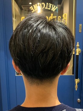 ミリオンバックス 神田店(Million Bucks) スパイキーショート/スペインカール<理容室>[メンズ/床屋/神田]