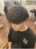 メンズ前下がりマッシュ×ツイストスパイラルパーマ