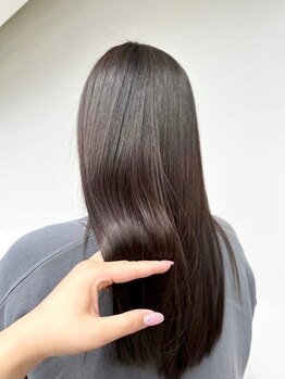 ジャドール(J'ADORE)の写真/年齢や季節による髪のお悩みに寄り添い、いつまでも美しい理想のスタイルを実現いたします♪