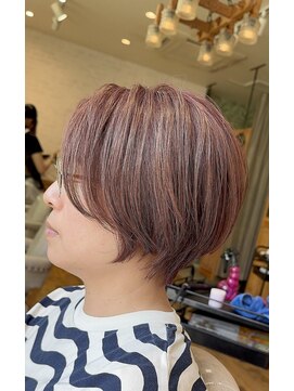 laf  hair ハイライト/髪質改善/白髪ぼかし【4月下旬 NEW OPEN（予定）】 【ヒロシ】丸みショート 20代/30代/40代 髪質改善