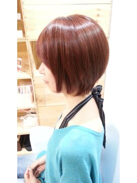 リブレ(LIBRE+hp) ■つやつやショートボブ