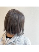 切りっぱなしボブ×グレージュカラー