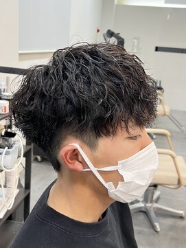 バース バイ ハピネス(BIRTH by happiness) ツイストスパイラルパーマツイストパーマメンズマッシュパーマ