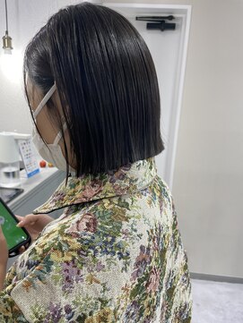 ヌーヴェル(nouvelle) 切りっぱなしBob×グレージュ