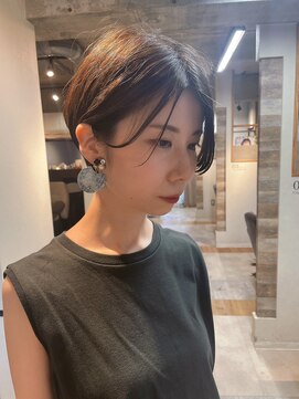 トゥーリ(tuuli) 大人女性◆艶レイヤー前髪ピンクベージュ 髪質改善 縮毛矯正