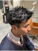 スパイキーショートパーマ
