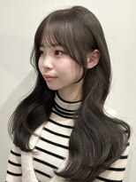 ライン(LINE)&nbsp;韓国風/レイヤー/小顔/前髪カット/髪質改善/グレージュ/透明感