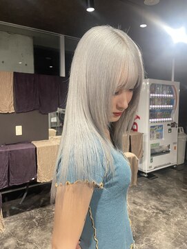 レゴリス(REGOLITH) ホワイトカラー