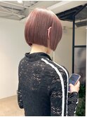 切りっぱなしボブ/ピンクカラー/ブリーチ