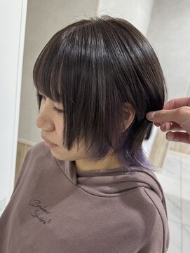 グランデュール 焼津店(GRANDEUR) インナーカラーラベンダー ミディアムウルフ ウルフカット