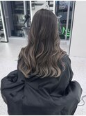 上品に見える落ち着いたバレイヤージュ/20代/30代/原宿