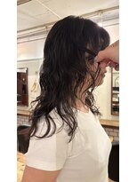 フランチェスカ(Francesca)&nbsp;レイヤーパーマ　ミディアムパーマ　ナチュラルウルフ