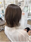 動き出したボブ